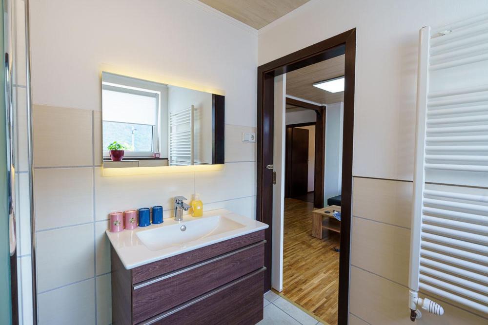 Ferienwohnung Bergblick Кохем Екстериор снимка